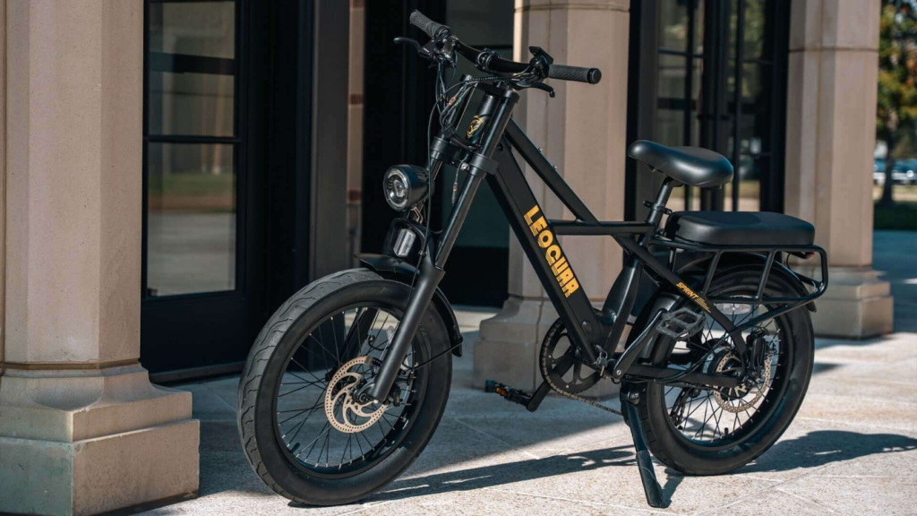 When a Flashing Blue Light Indicates a Problem